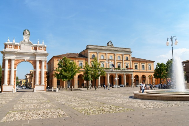 Small historic shops in Santarcangelo